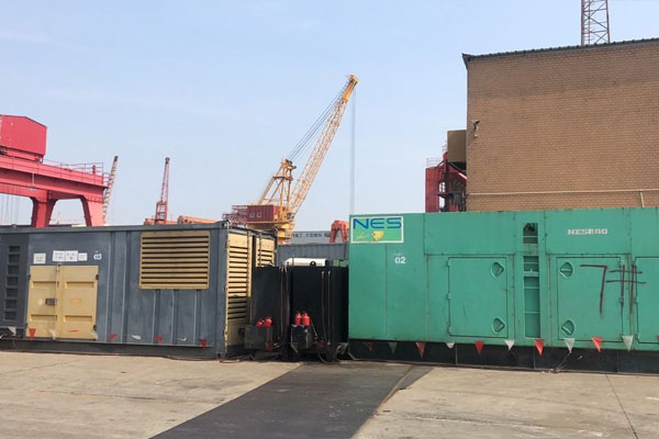 渝北发电机出租空气滤清器的清洁频率是多少？
